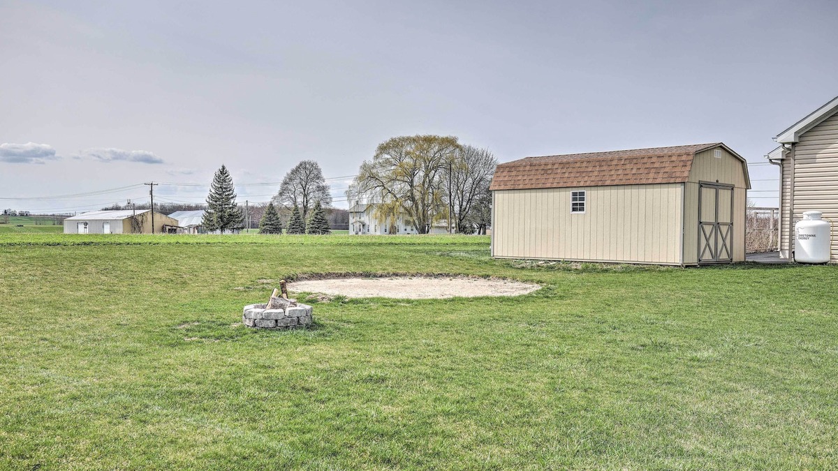 Geneva Apartment | Geneva Studio, 3 Miles to Seneca Lake!