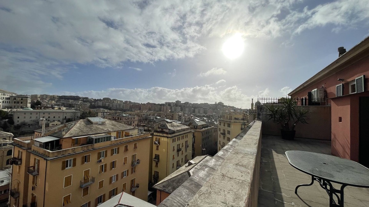San Fruttuoso Apartment | Genova: la Libertà Dell'attico