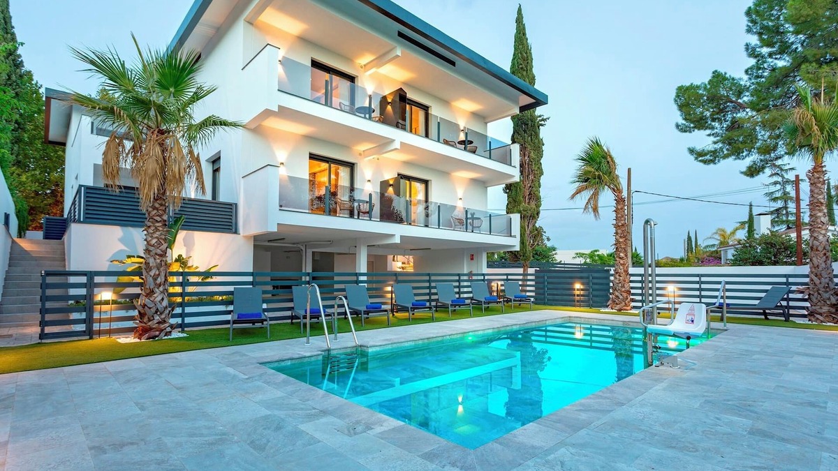 Distrito Norte Sierra Apartment | Genteel Home Arruzafa