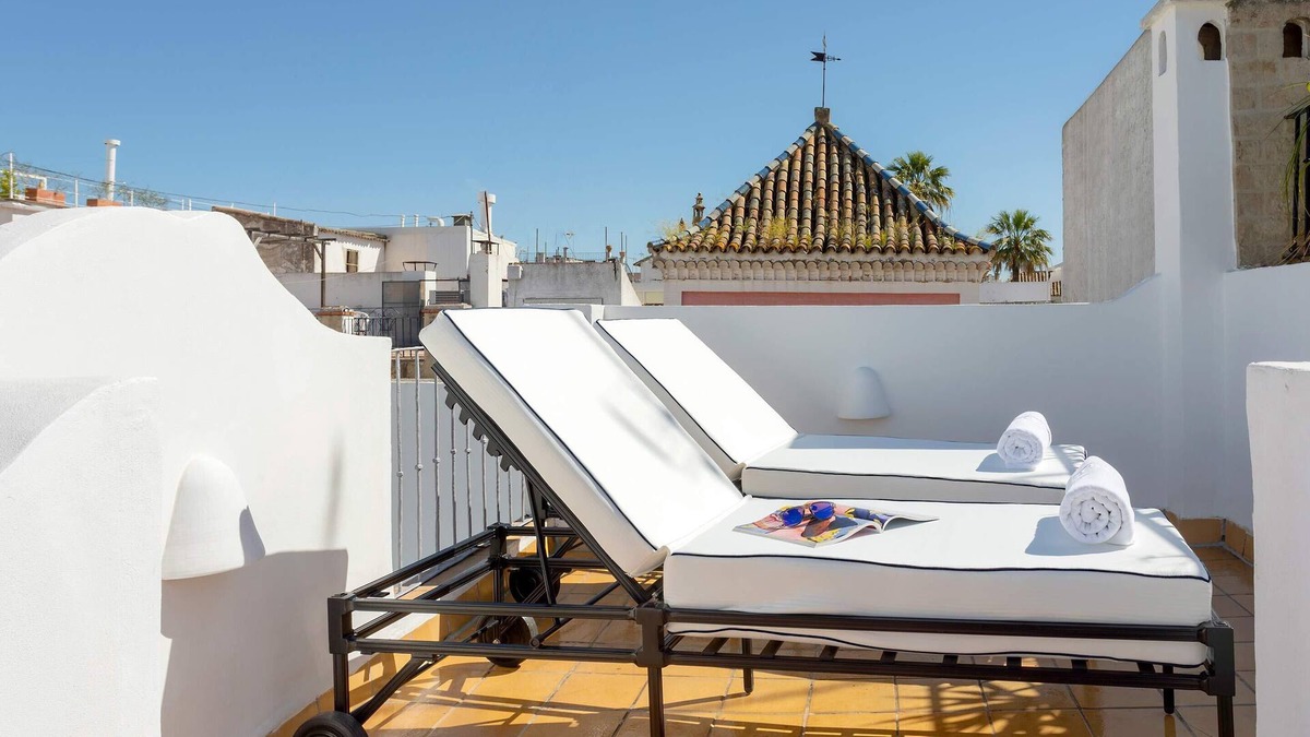 Santa Cruz Apartment | Genteel Home Pimienta