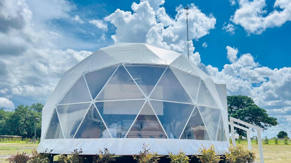 Flatonia Resort | Geo DOME - King Bed - Flatonia Glamping & RV Resort