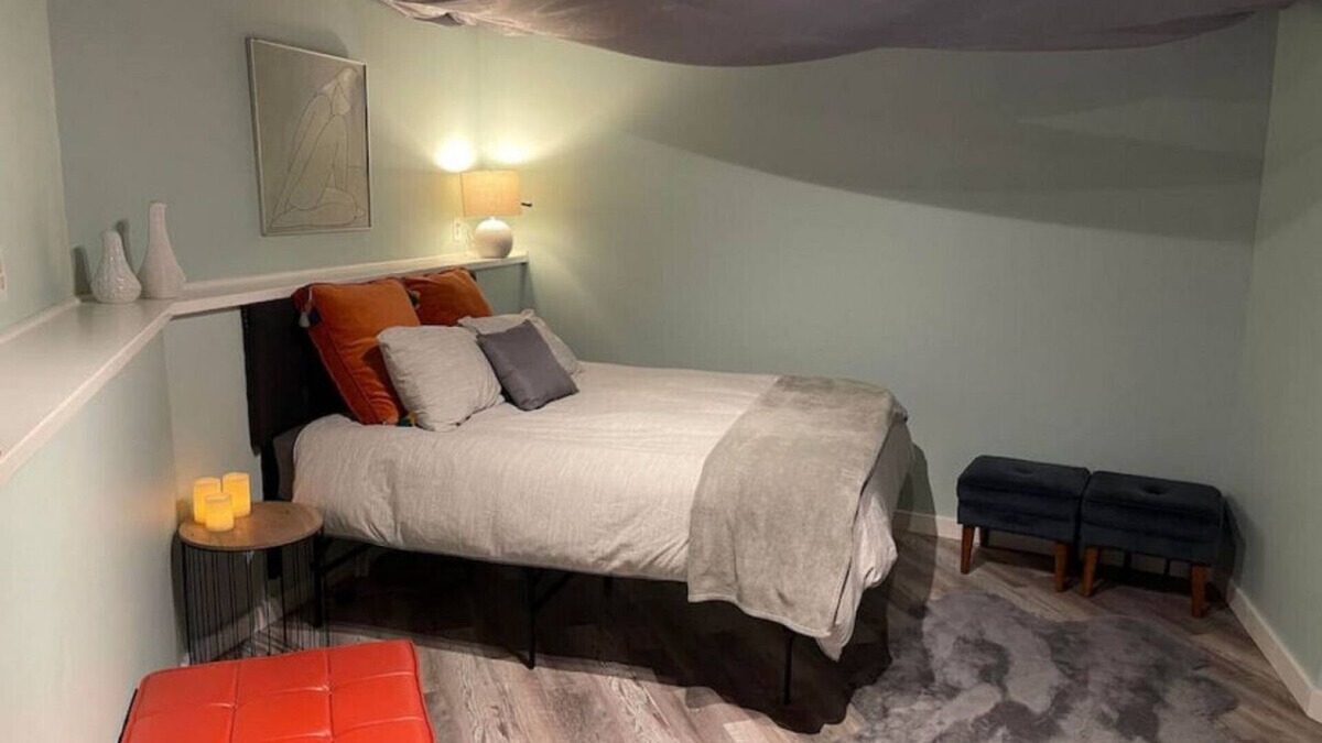 Buckley House | Geodesic Dome bedroom with shared cedar hot tub