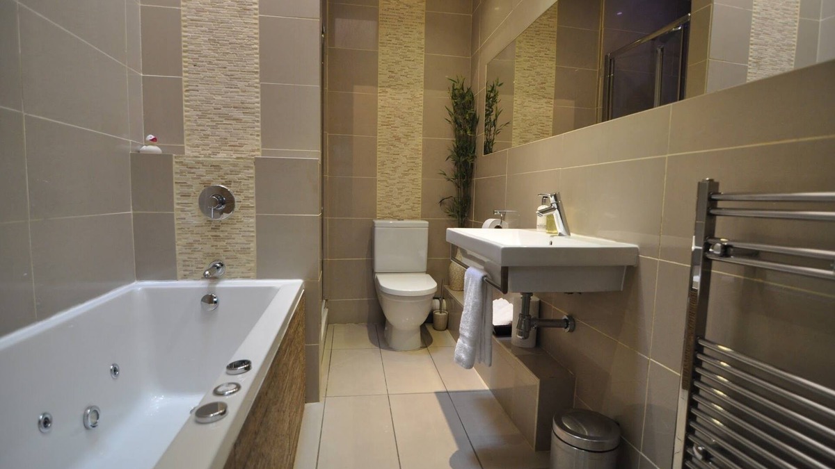 New Town Apartment | Georgian apartment in the heart of Edinburgh’s Newtown. Neighbour to ID 1926958