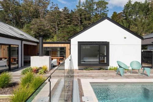 Tutukaka House | Georgie's Toots House