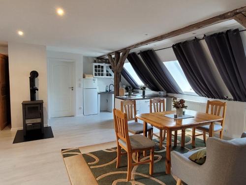 Muritz Apartment | geraümige Wohnung im Grünen