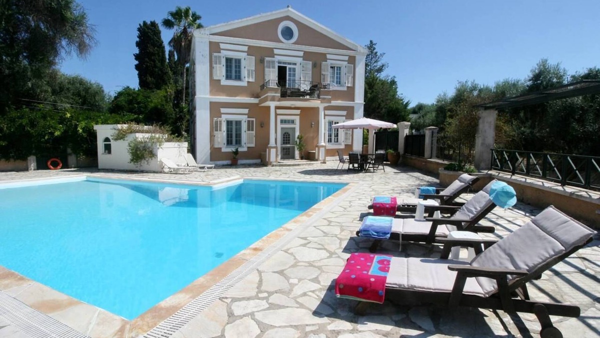 Perama Villa | Gerald Durell Pink Strawberry Pool Villa