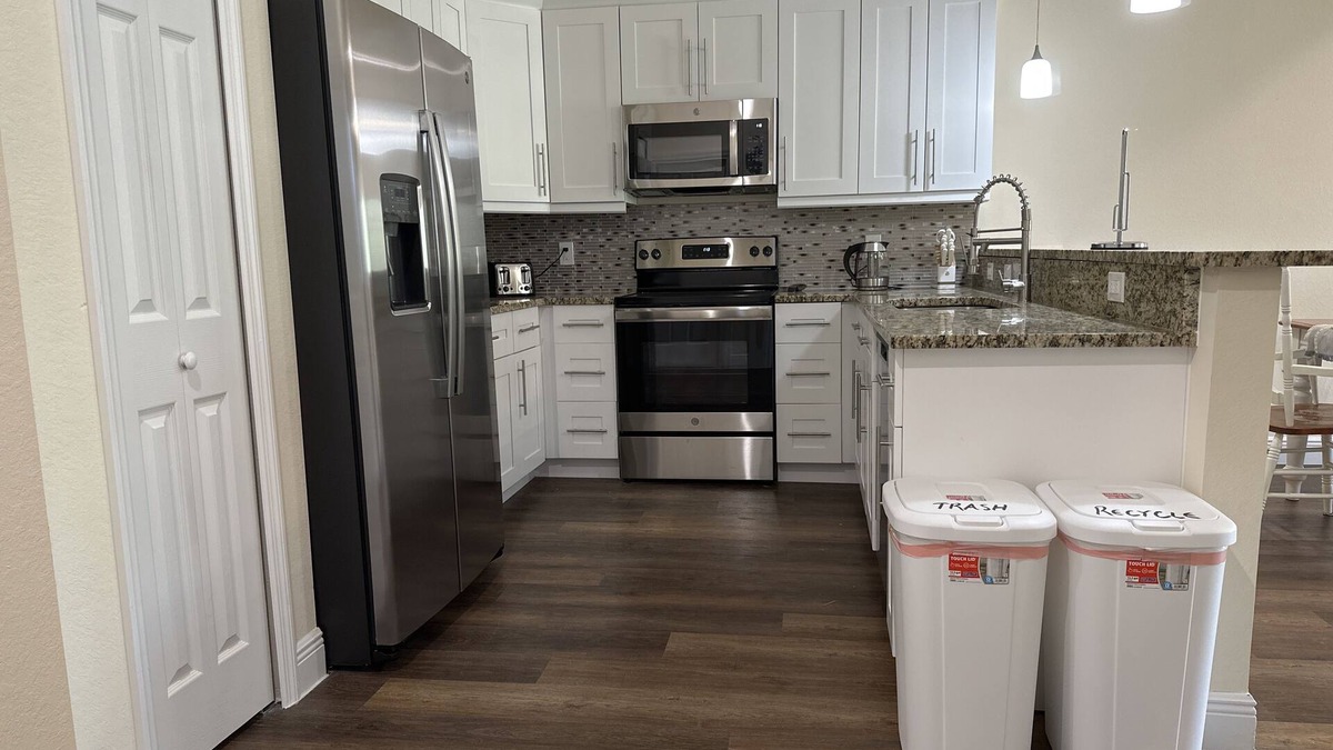 Buckingham House | Get-A-Way Home