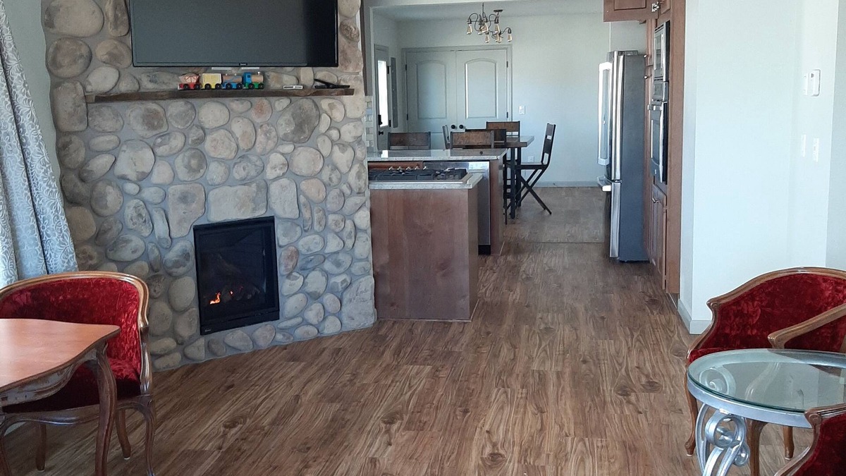 Saratoga House | Get away from the hustle and bustle in an outdoor paradise!
