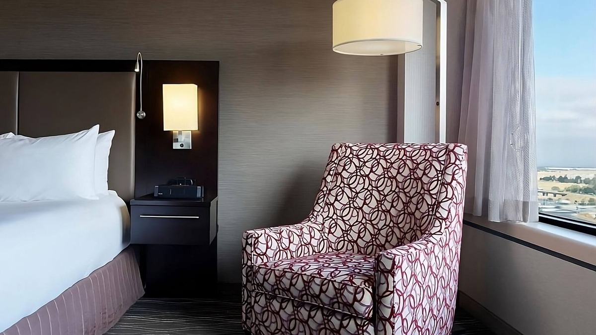 Milpitas Hotel | Get Ready for Blissful Getaway! 4 Relaxing Units, Fitness Center, Pet-Friendly