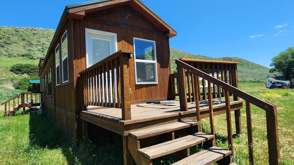 Savery Cabin | Getaway Cabin Located in Savery WY