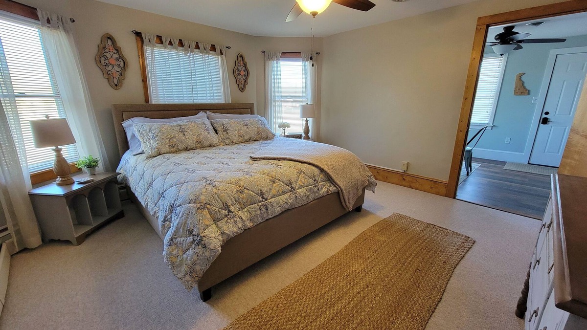 Millsboro Apartment | Getaway! Close to beach, outlet shopping & golf!