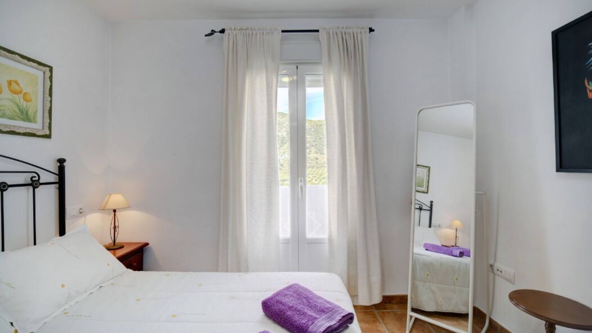 Benamahoma Apartment | ♥ Getaway ♥ in the heart of the the Sierra de Cadiz ★ balcony ★ overlook