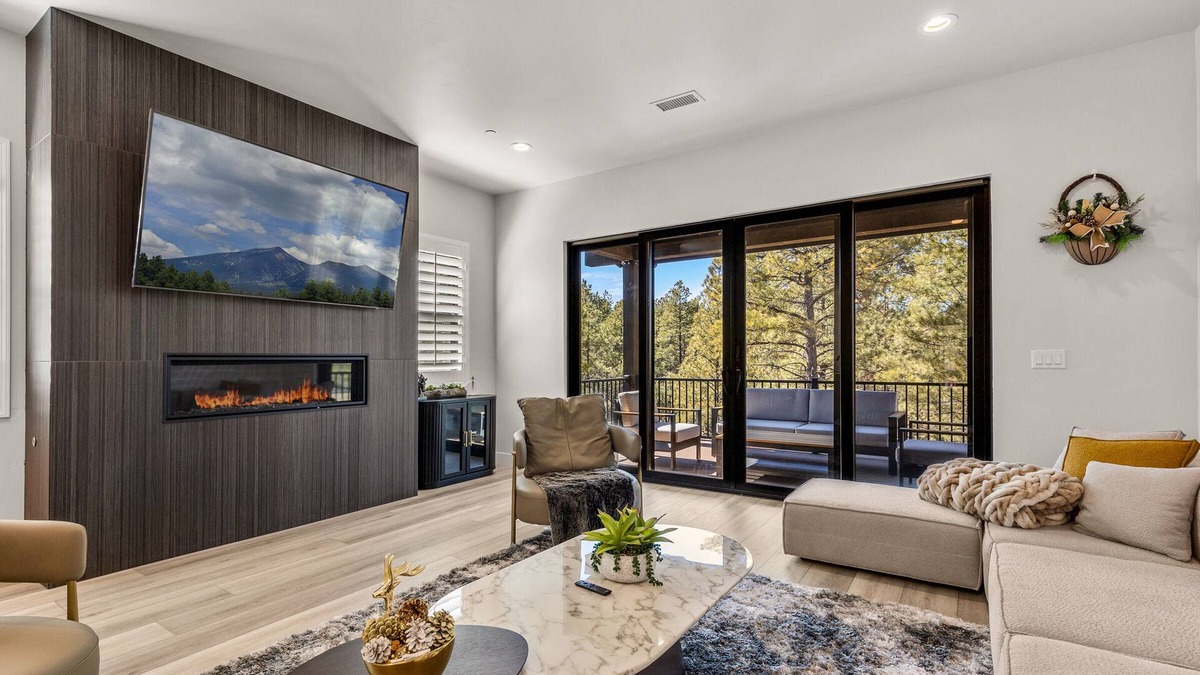 Flagstaff House | Getting Woodsy Wit It! NAU and Grand Canyon!