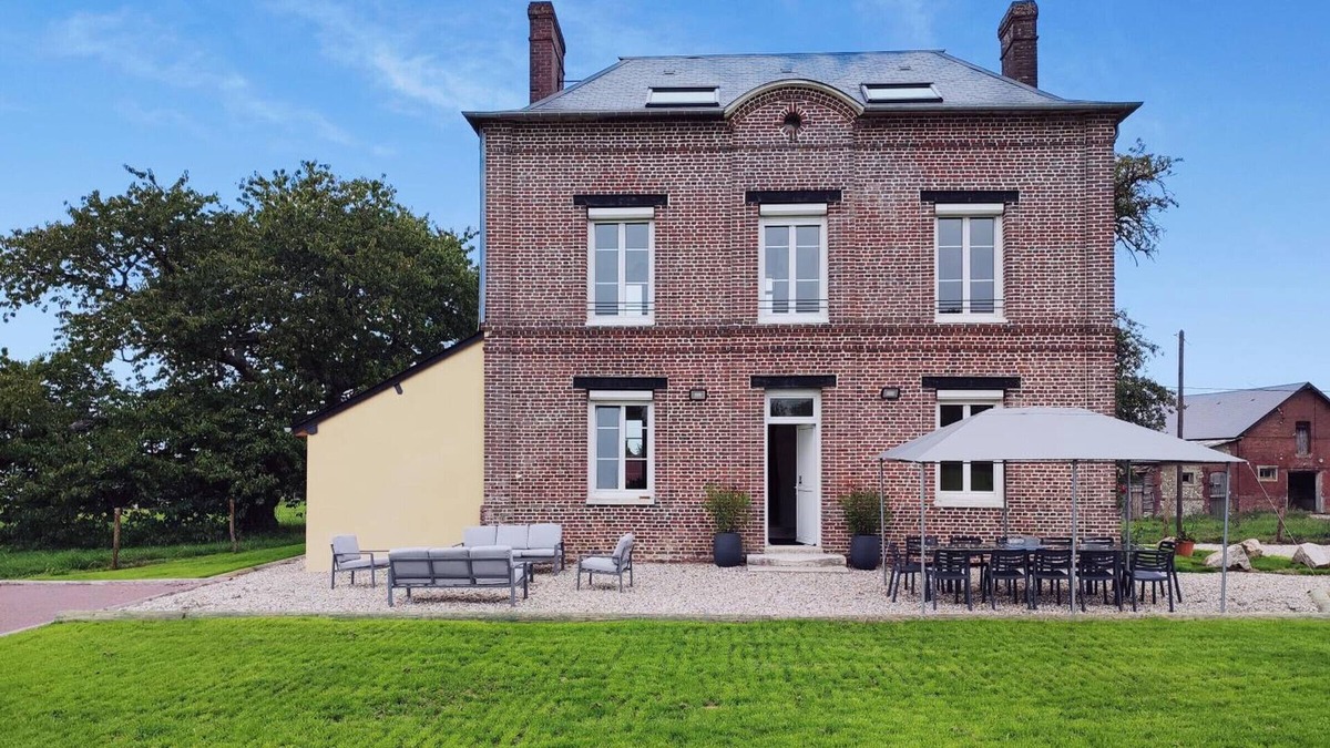 Saint-Pierre-de-Varengeville House | Gite Saint-Pierre-de-Varengeville, 4 bedrooms, 12 persons