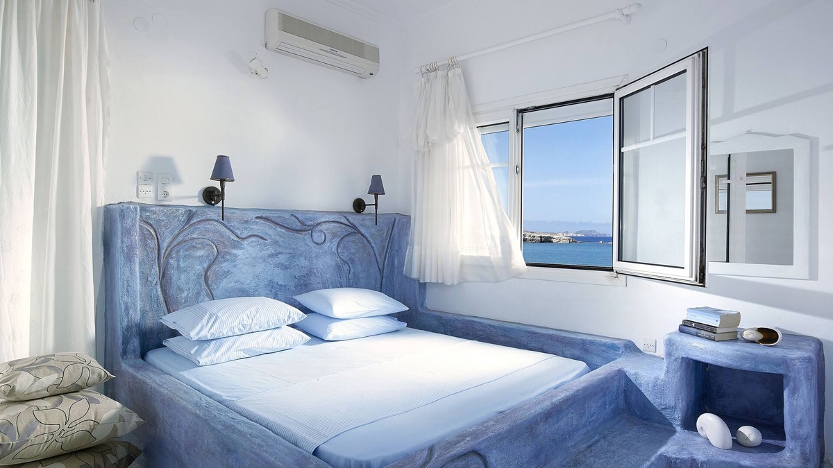 Pachena Apartment | Gialos house on the beach