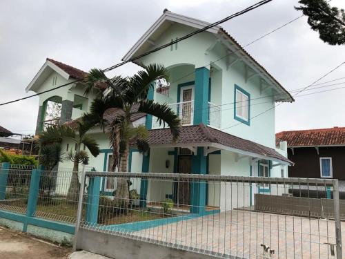 Cipanas Villa | GIISCA FAMILY VILLA