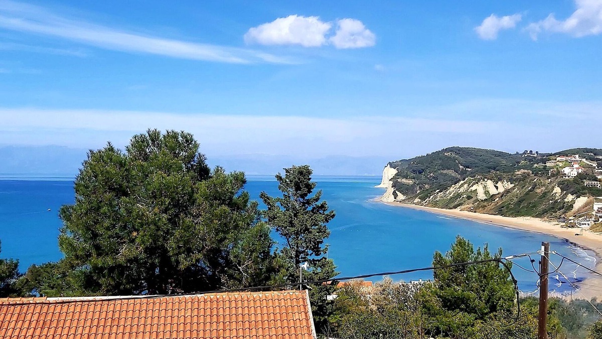 Agios Stefanos Avliotes Apartment | Gikas Apartments- One Bedroom Suite - 100 meters from the beach