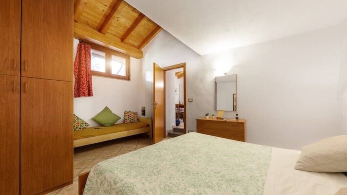 Bard Apartment | Gilles Mansion