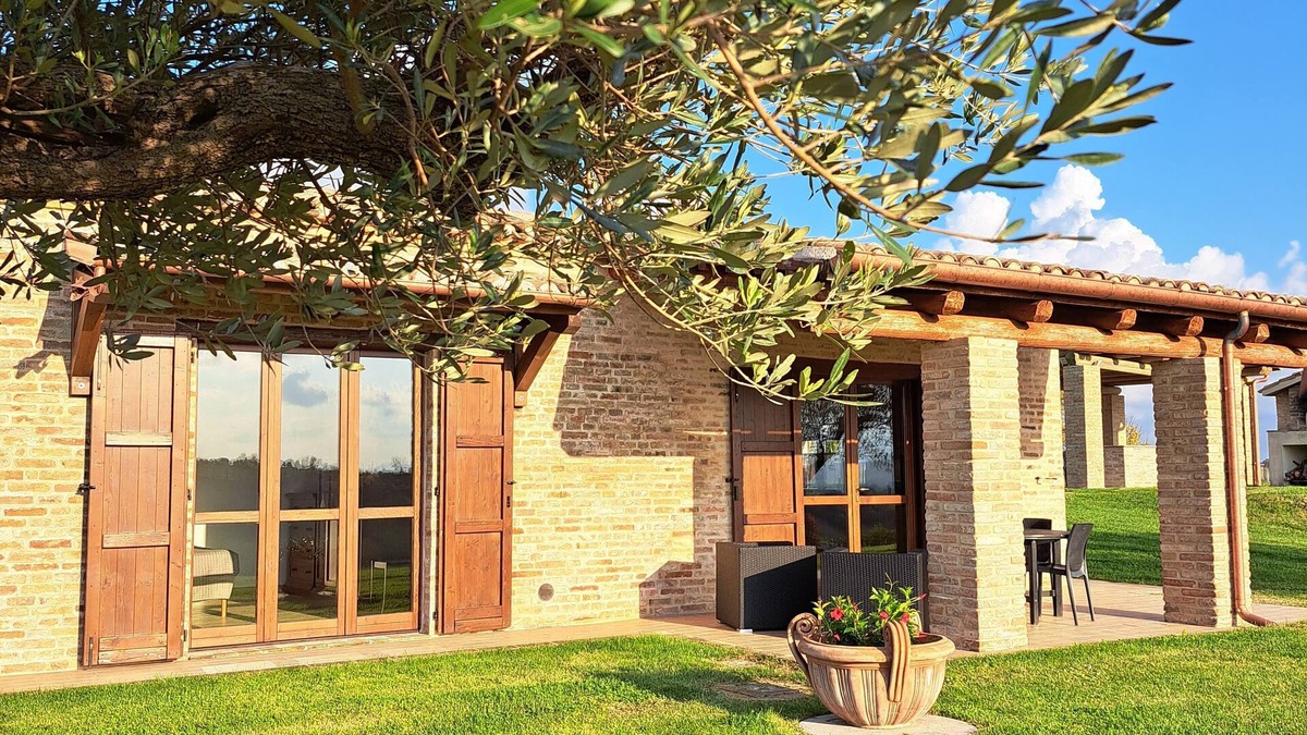 Santa Maria Nuova Villa | GINEPRO the annex of Villa Vernaschi Ideal for a couple or a family with a child