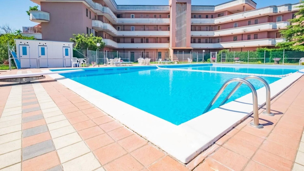 Lido delle Nazioni Apartment | Ginestra 11/b - Two Bedroom Apartment, Sleeps 6