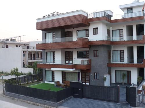 Chandigarh House | Ginger Garlic Chandigarh