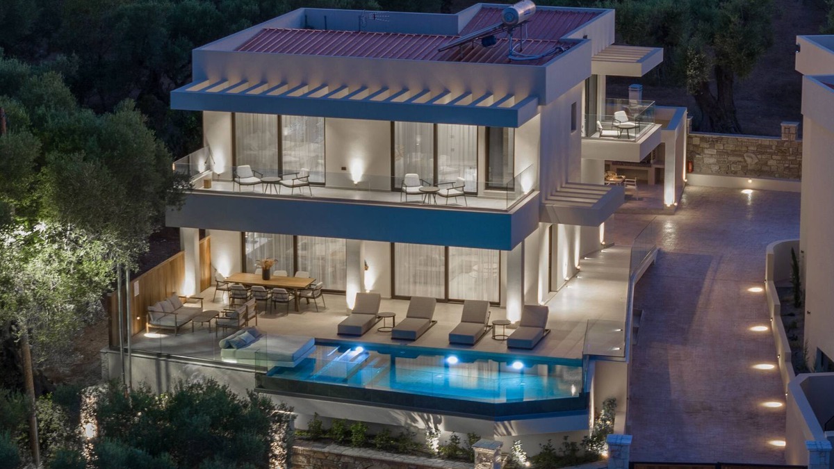 Akrotiri Villa | Gioarde Luxury Villa