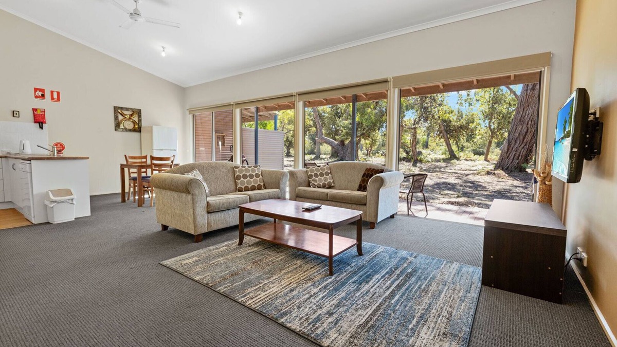 Forge Creek House | Gippsland - Waterfront Retreat: Secluded lodges perfect for nature lovers