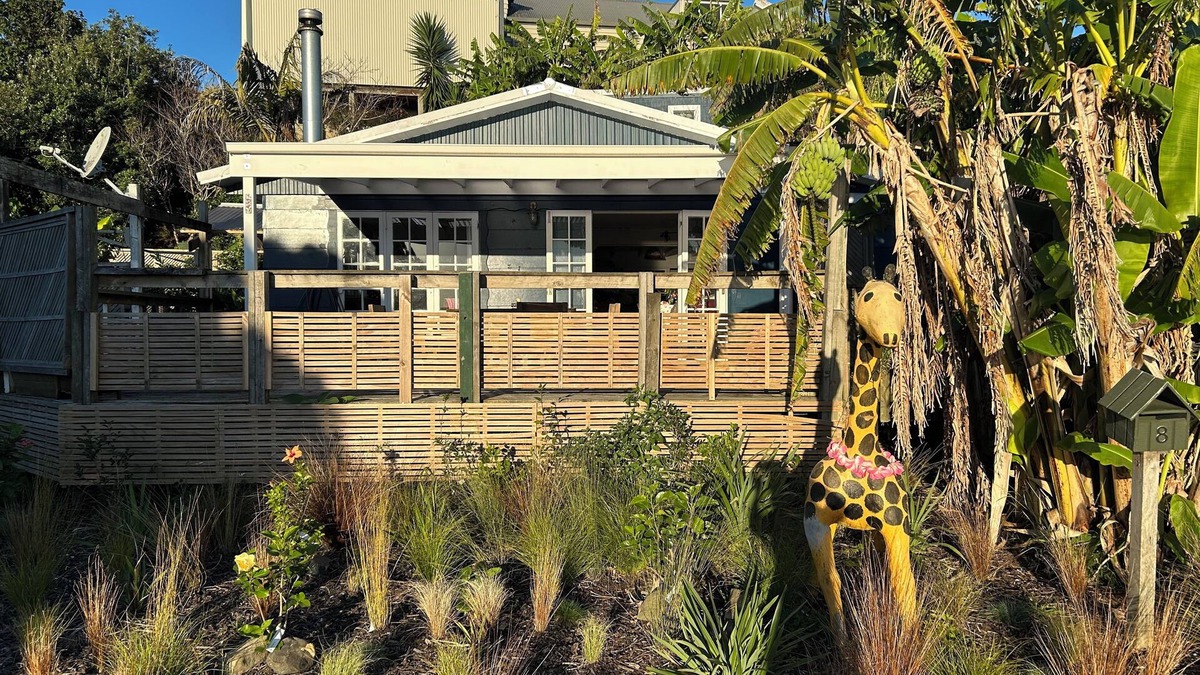 Whirinaki Cottage | Giraffe Rest Hokianga Harbourside Rawene