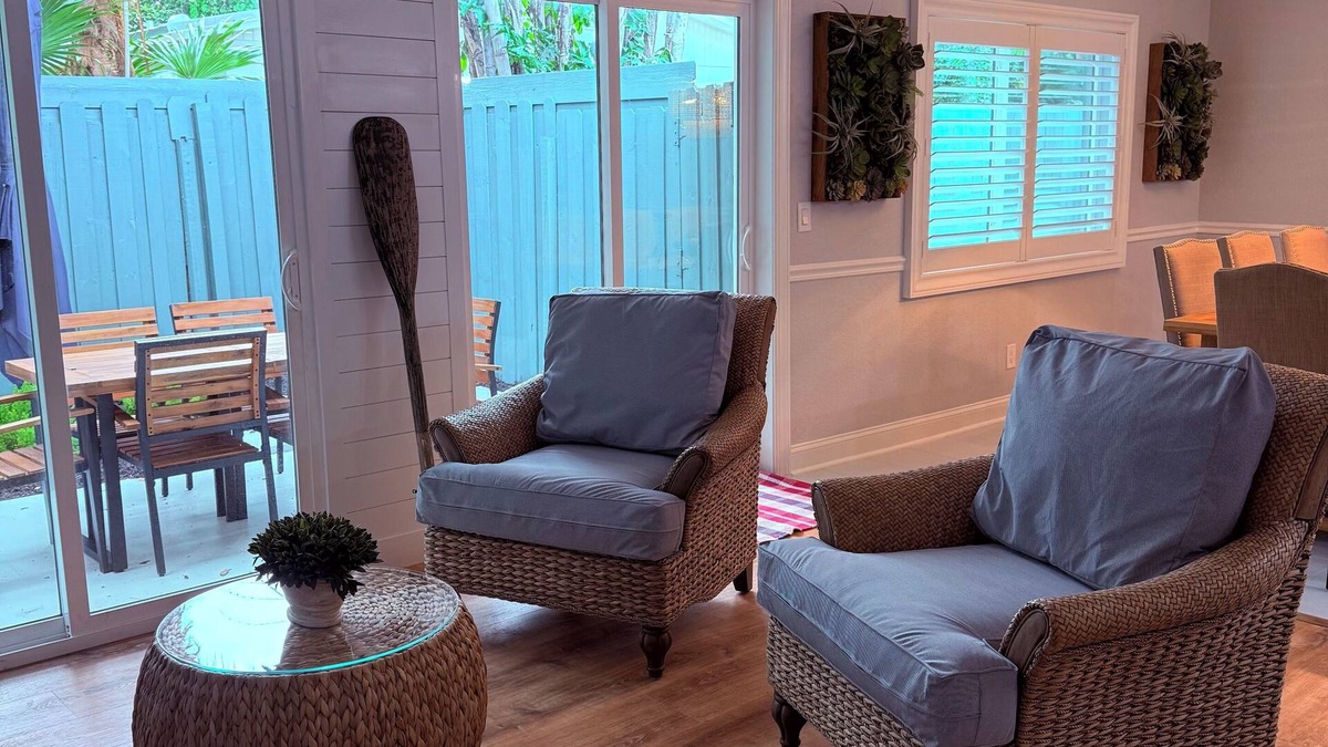 Vero Beach House | Gisella‘s Beach House IInFive minute drive to the beach