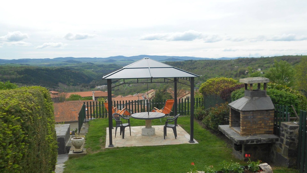 Le Monastier-sur-Gazeille House | Gite 3 * ground floor between mezenc and loire-sauvage, Le Monastier, south of auvergne