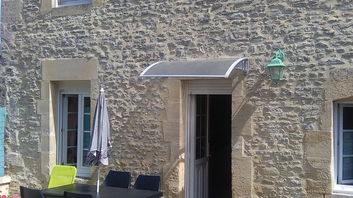 Ryes House | Gite 3km from D-Day beaches and 6km from Bayeux Tour de France 2025 stage