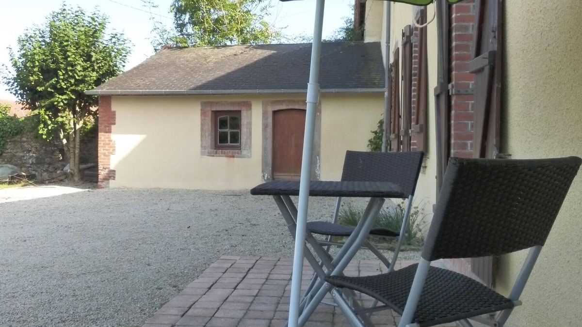Airel House | Gite 5 pers close to the landing beaches/Mont St Michel
