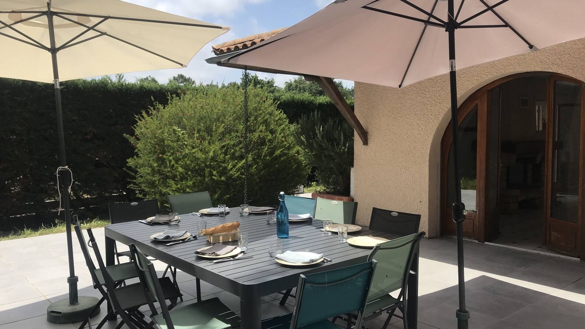 Gaillan-en-Medoc House | Gite 8-10 P, private pool, large garden, Surf, 15 min Montalivet Vignoble Médoc