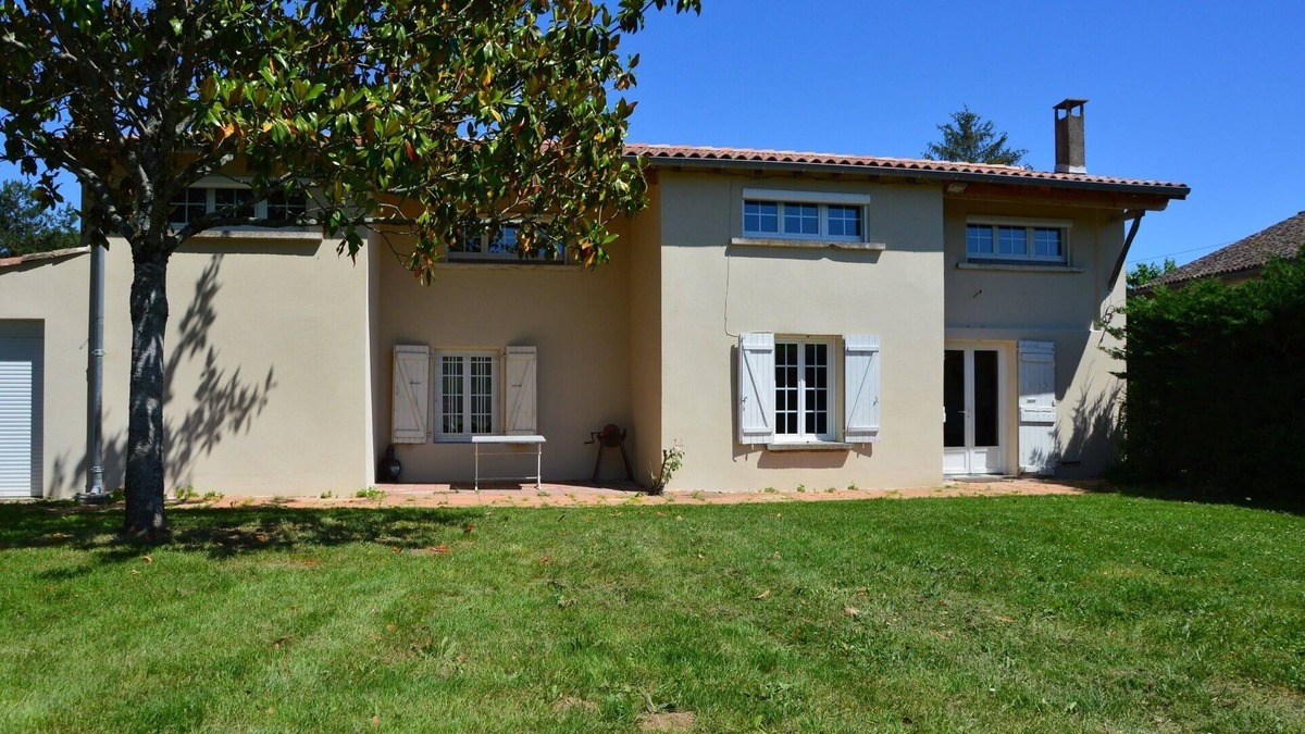 Bioule House | GITE 8-15 Pers Book your weekend & holiday in the sun in the WHITE QUERCY
