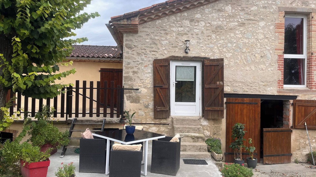 Lautrec Apartment | Gîte - apartment /studio in the countryside