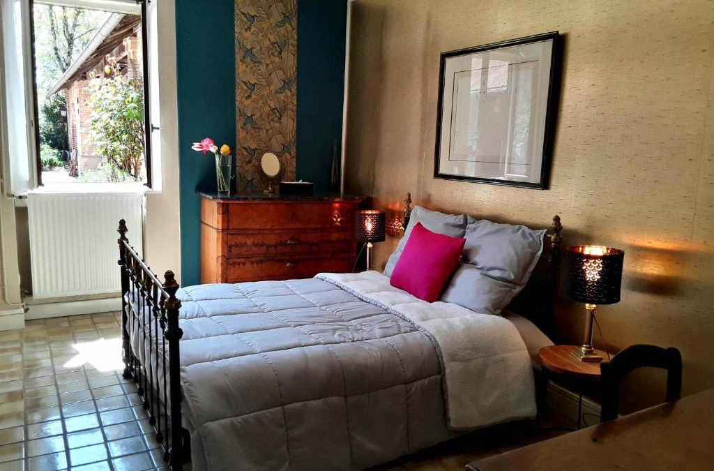 Sancoins Apartment | Gite Aux Anciennes Ecuries