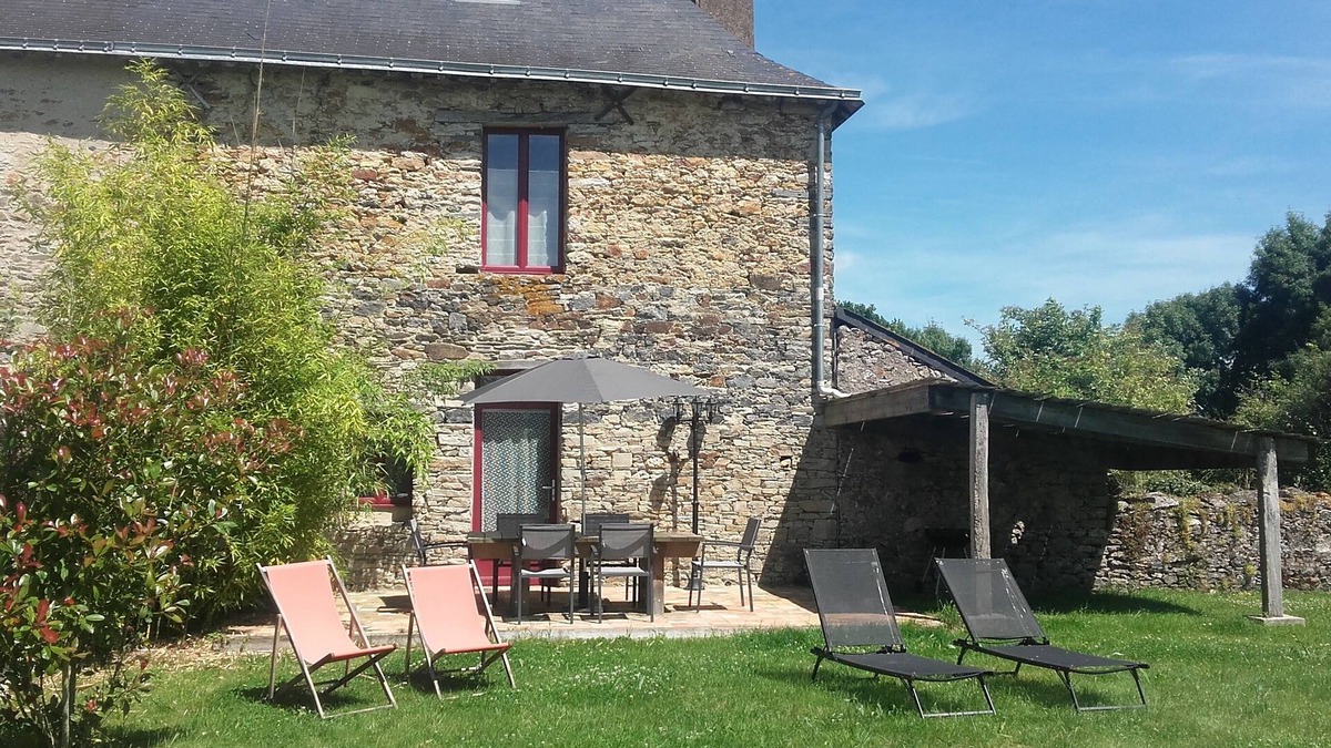 Pannece House | GITE "BAMBOU" 5 people