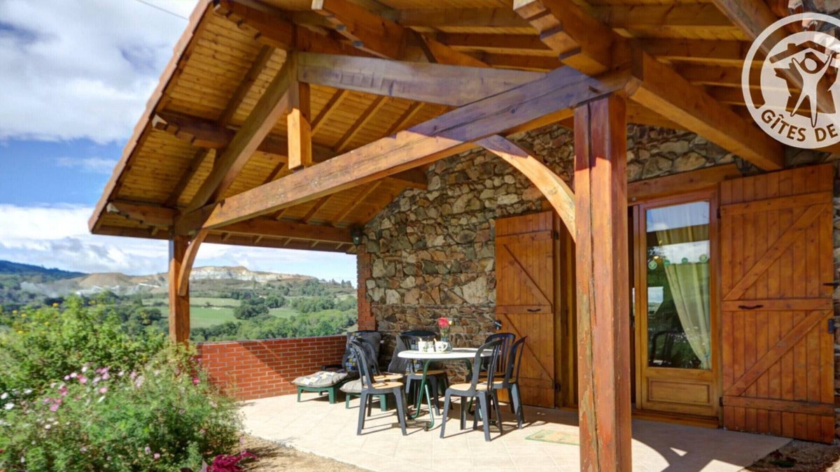 Vals d'Aix et Isable House | Gite Bully (Loire), 1 bedroom, 4 persons