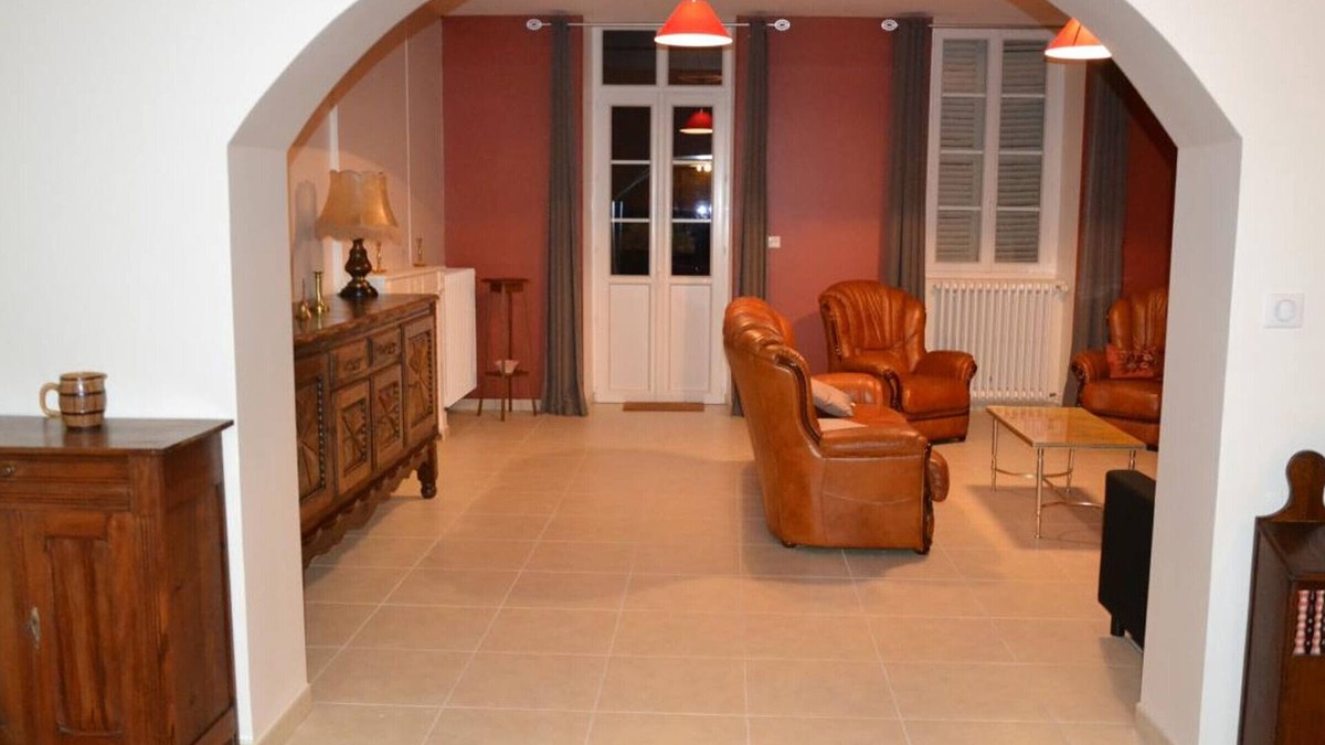 Chatel-de-Neuvre Cottage | Gite Châtel-de-Neuvre, 3 bedrooms, 6 persons