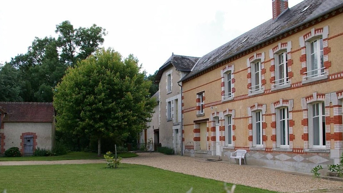 Chabris House | Gite Chabris, 4 bedrooms, 11 persons