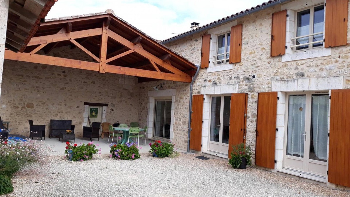 Champagnac-de-Belair Cottage | Gite Champagnac-de-Belair, 3 bedrooms, 5 persons