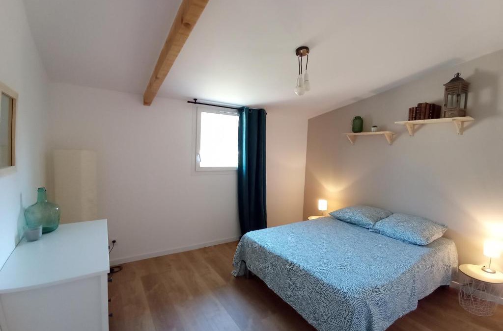 Etoile-sur-Rhone Apartment | Gite cosy et spacieux