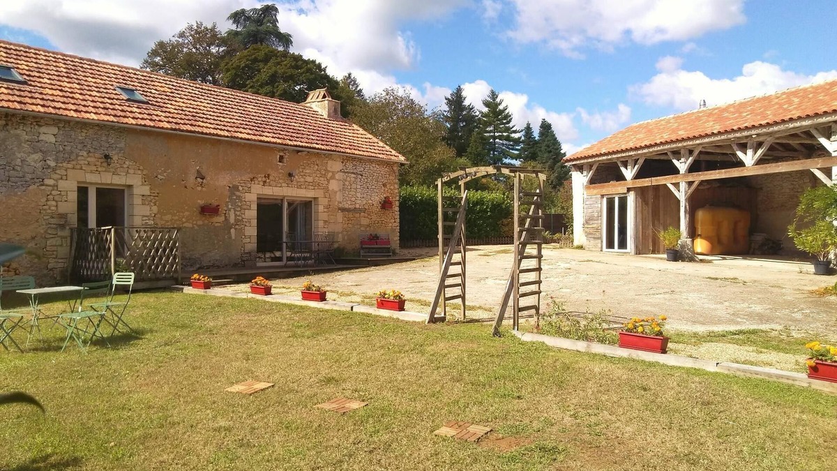 Saint-Laurent-des-Batons Cottage | Gite de L'esperance