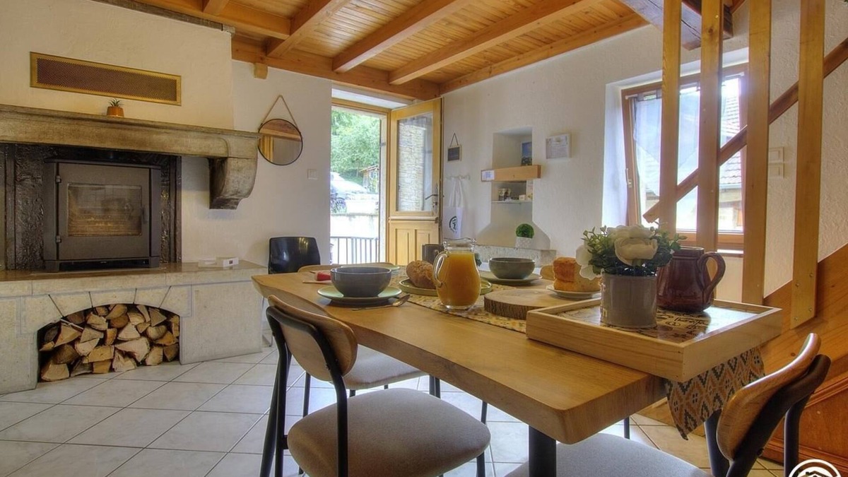 Cleyzieu House | Gite de la corderie - CLEYZIEU