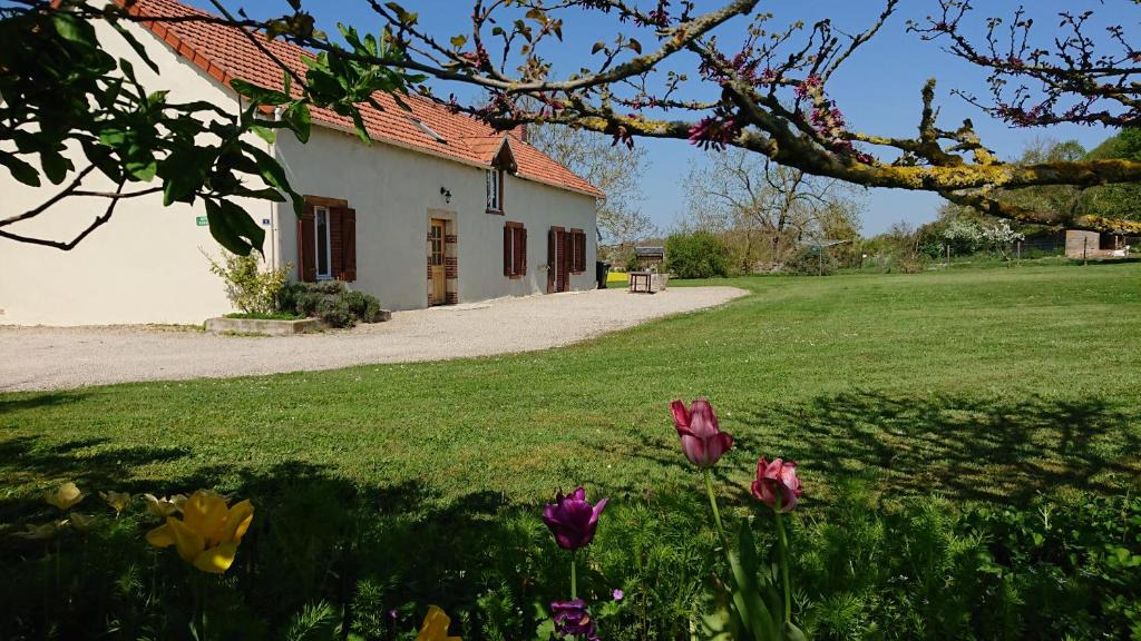 Lissay-Lochy House | gite domaine d'en haut