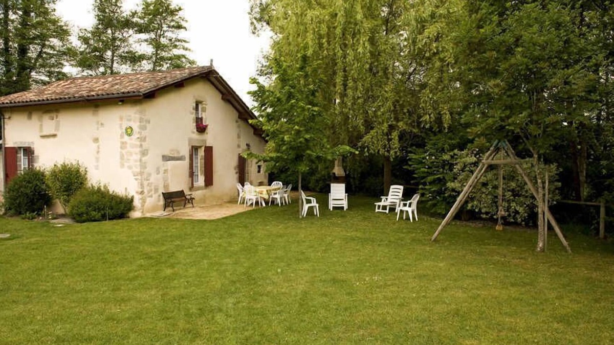 Uzeste House | Gite DU Moulin, 2078