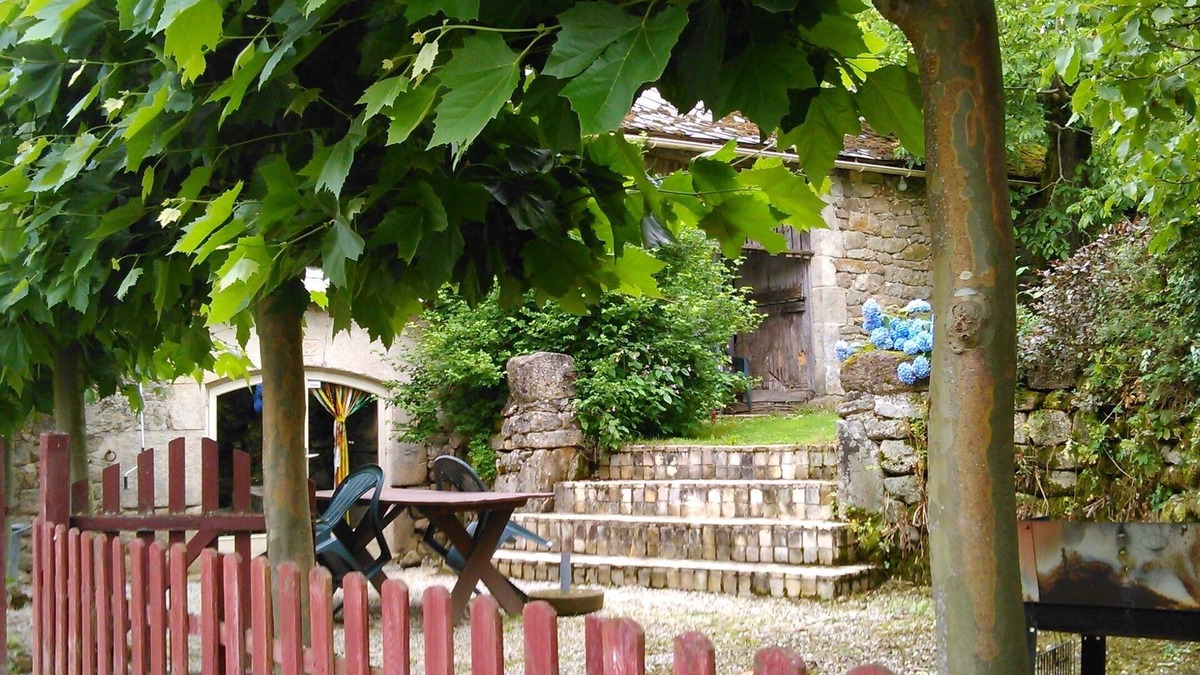 Hautefage House | Gite E'Table vallé de la Dordogne Charlannes