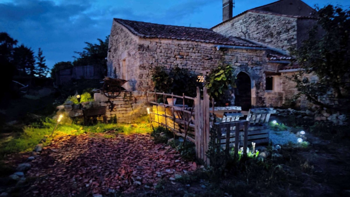 Foussais-Payre House | Gite Ecoresponsable 4/6personnes en Lien Avec la Nature