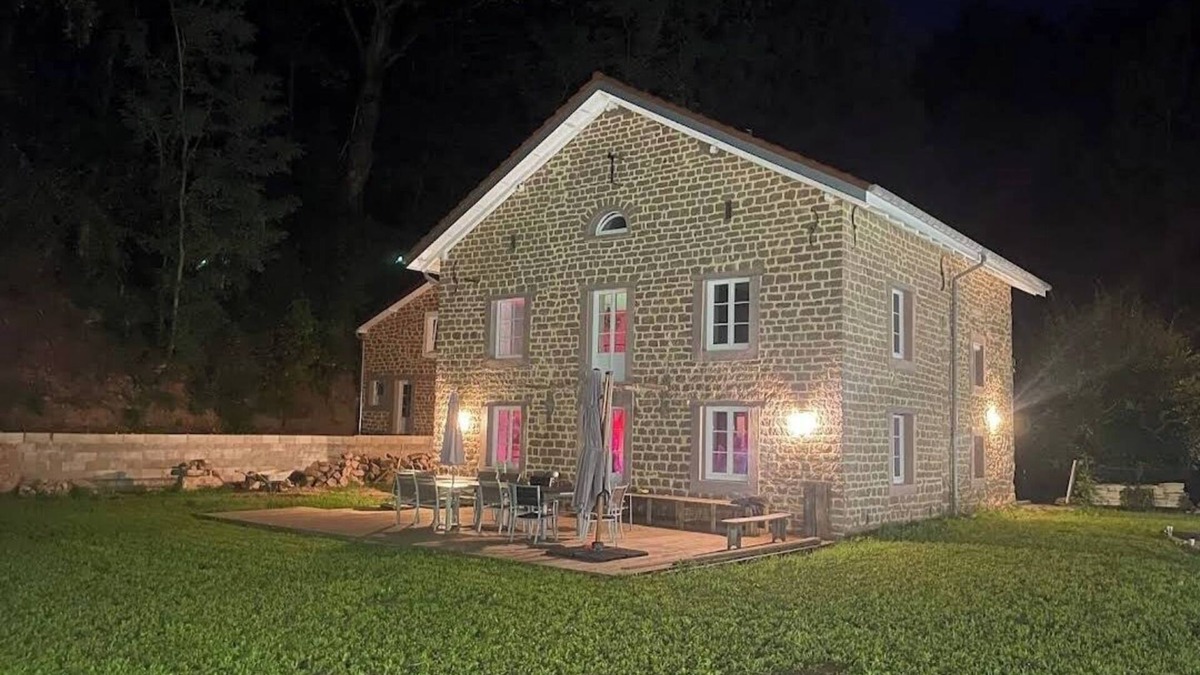 Epinal House | Gite en Pleine Nature,