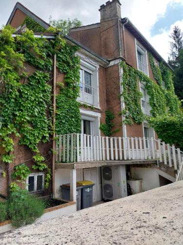 Vernou-la-Celle-sur-Seine House | Gite Fontainebleau